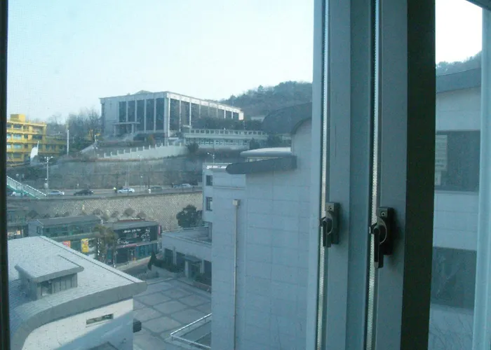 Aparthotel Namsan 3*