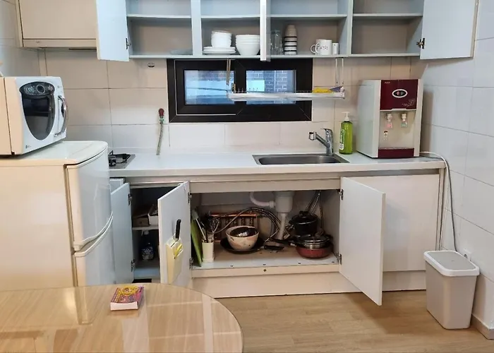 Aparthotel Namsan 3*